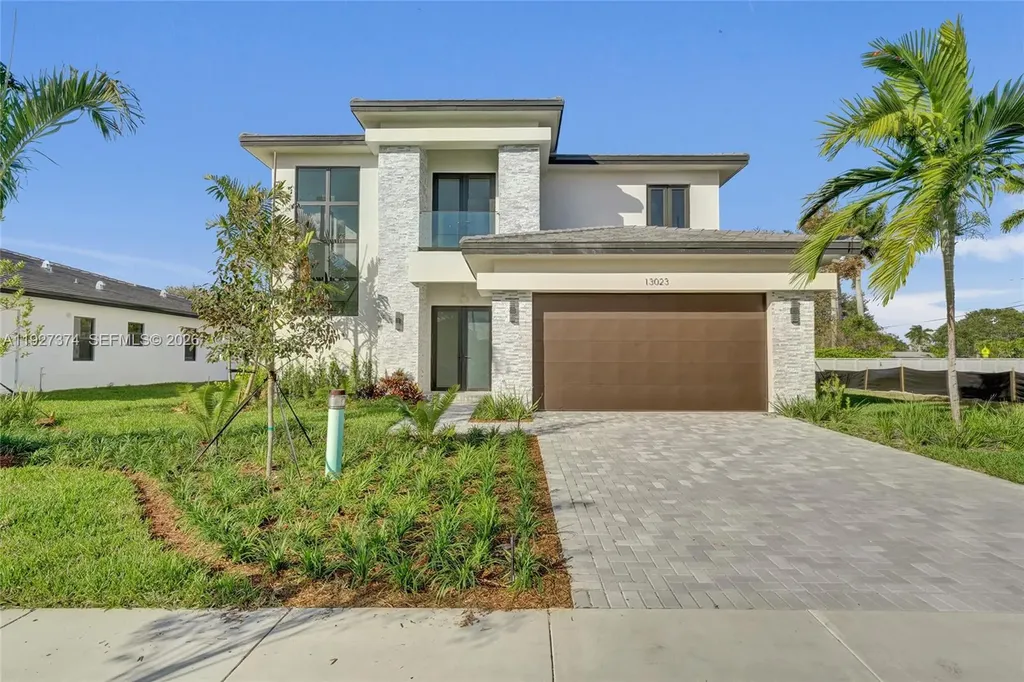 13023 Davie Oaks Drive Davie FL 33325