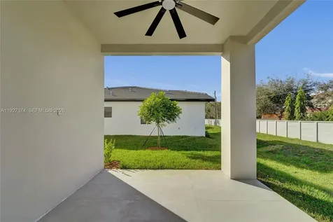 13023 Davie Oaks Drive Davie FL 33325