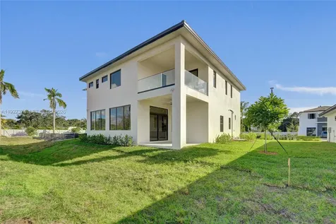 13023 Davie Oaks Drive Davie FL 33325