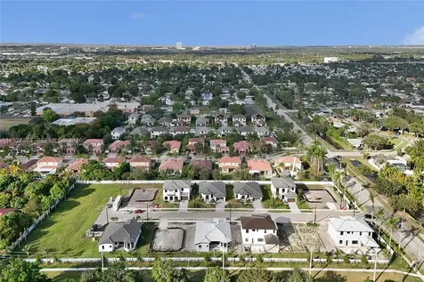13023 Davie Oaks Drive Davie FL 33325