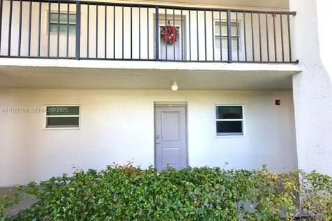 9450 Poinciana Place Davie FL 33324