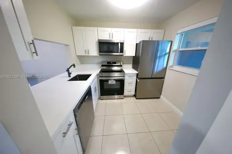 9450 Poinciana Place Davie FL 33324