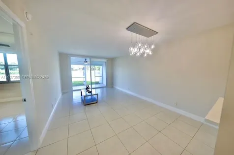 9450 Poinciana Place Davie FL 33324