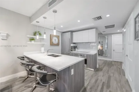801 S Miami Avenue Miami FL 33130