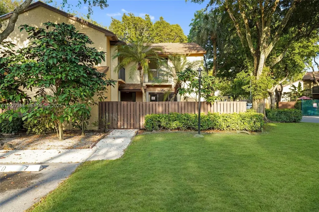 3845 Cocoplum Circle Coconut Creek FL 33063