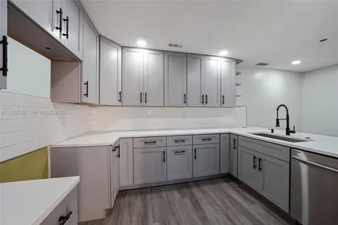 3845 Cocoplum Circle Coconut Creek FL 33063