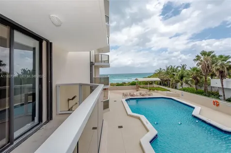 6423 Collins Avenue Miami Beach FL 33141