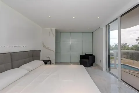 6423 Collins Avenue Miami Beach FL 33141