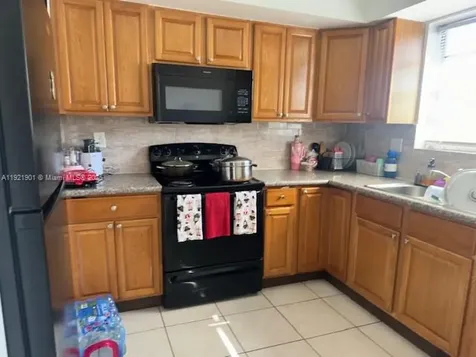 1350 NE 119th Street Miami FL 33161