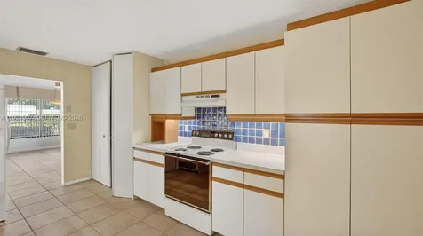 2540 Calamondin Circle Coconut Creek FL 33063