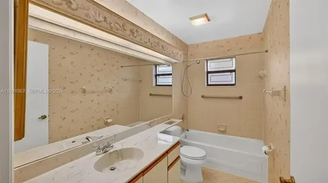 2540 Calamondin Circle Coconut Creek FL 33063