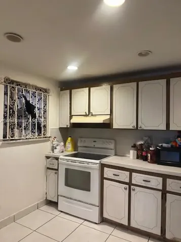 13725 NE 6th Avenue North Miami FL 33161