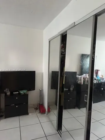 13725 NE 6th Avenue North Miami FL 33161