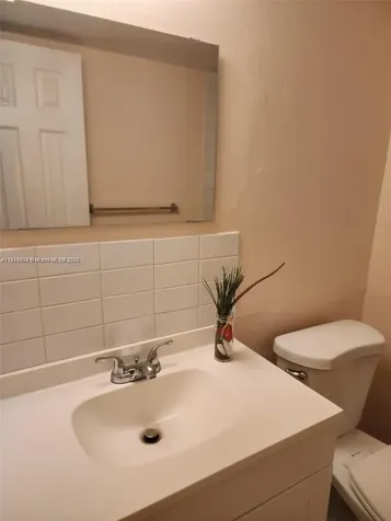 241 SE 9th Avenue Pompano Beach FL 33060