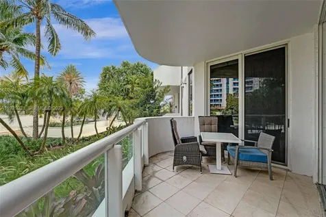 21200 Point Place Aventura FL 33180