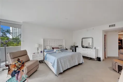 21200 Point Place Aventura FL 33180