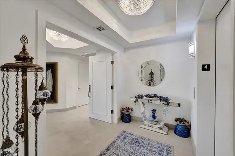 21200 Point Place Aventura FL 33180