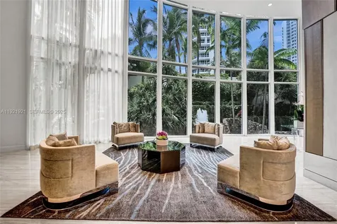 21200 Point Place Aventura FL 33180