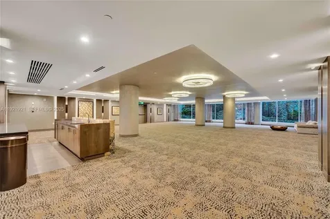21200 Point Place Aventura FL 33180