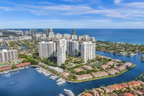 21200 Point Place Aventura FL 33180