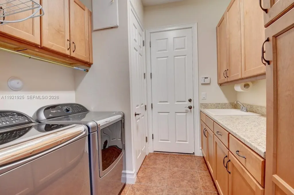 8181 Banpo Bridge Way Delray Beach FL 33446