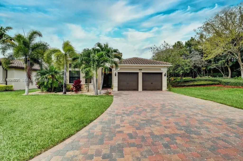 8181 Banpo Bridge Way Delray Beach FL 33446