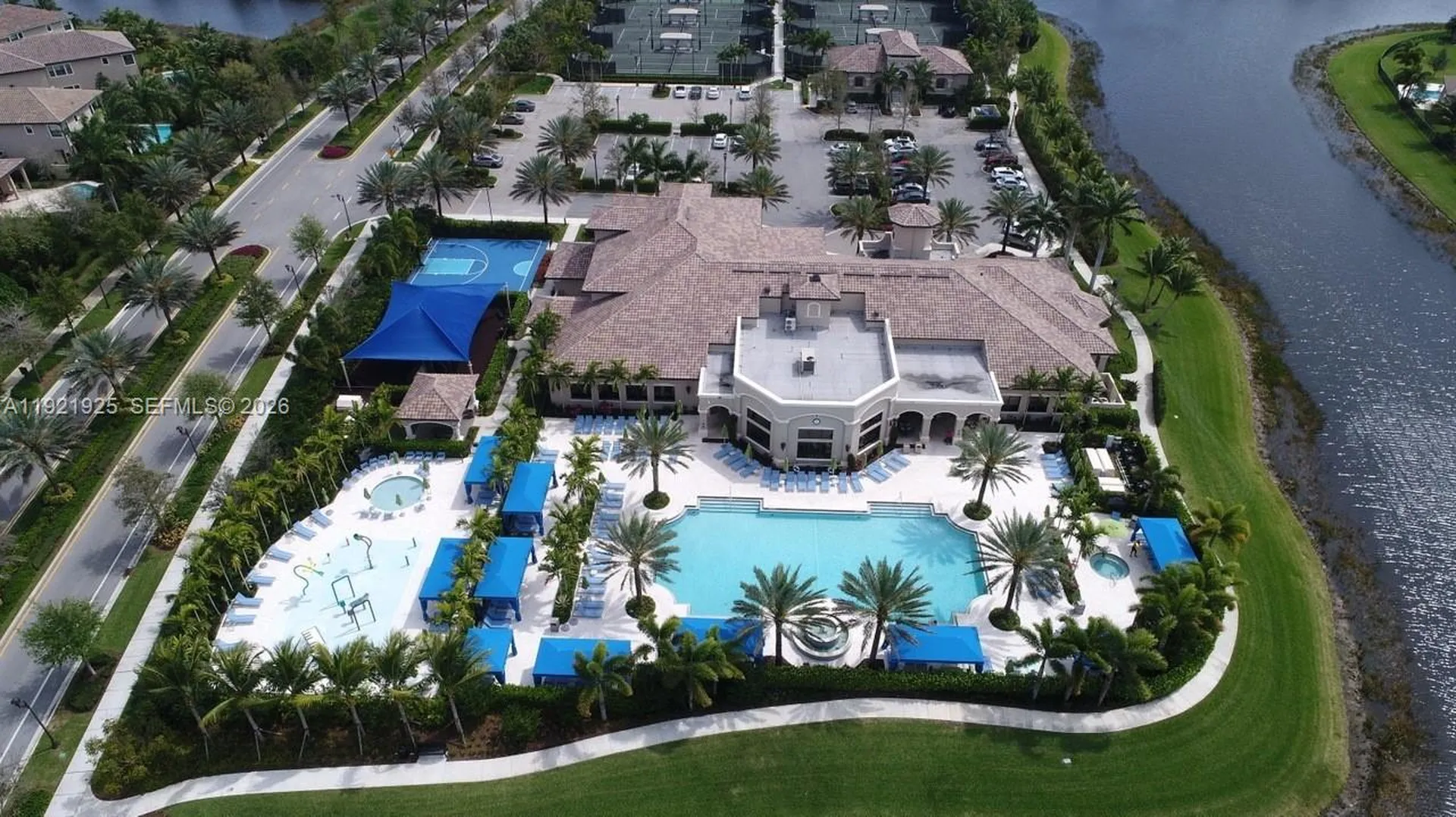 8181 Banpo Bridge Way Delray Beach FL 33446