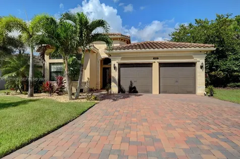 8181 Banpo Bridge Way Delray Beach FL 33446