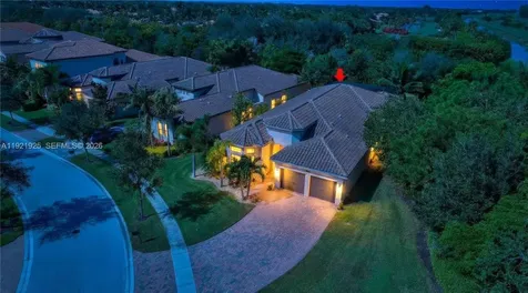 8181 Banpo Bridge Way Delray Beach FL 33446