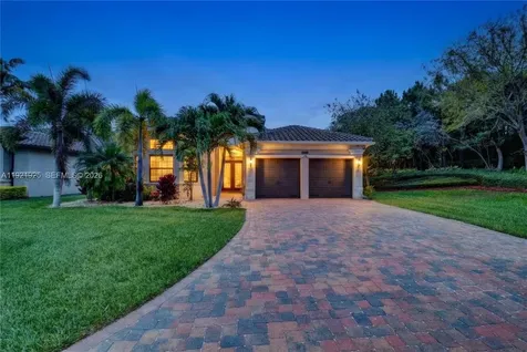 8181 Banpo Bridge Way Delray Beach FL 33446