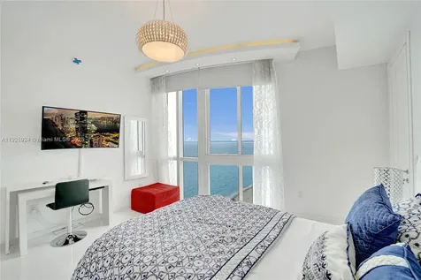 15811 Collins Avenue Sunny Isles Beach FL 33160