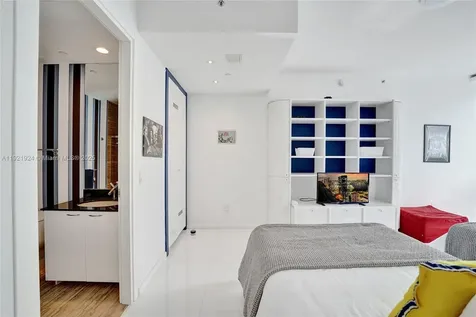15811 Collins Avenue Sunny Isles Beach FL 33160