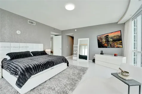 15811 Collins Avenue Sunny Isles Beach FL 33160
