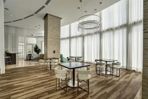 15811 Collins Avenue Sunny Isles Beach FL 33160
