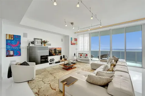 15811 Collins Avenue Sunny Isles Beach FL 33160