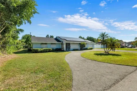 27221 SW 167th Court Homestead FL 33031