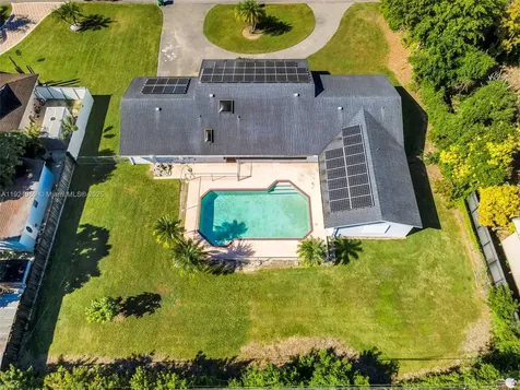 27221 SW 167th Court Homestead FL 33031