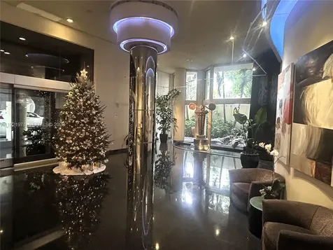 20191 E Country Club Drive Aventura FL 33180
