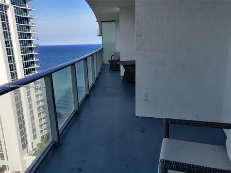 4111 S Ocean Drive Hollywood FL 33019