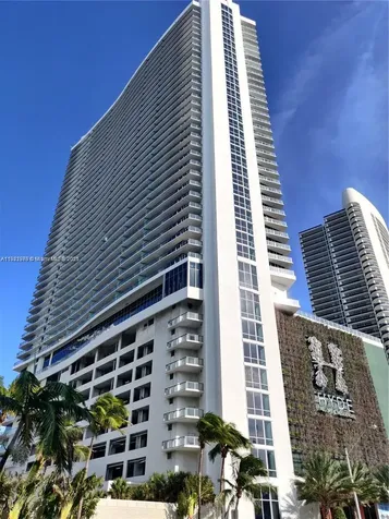 4111 S Ocean Drive Hollywood FL 33019