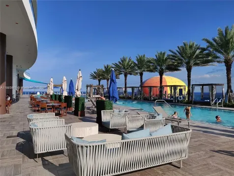 4111 S Ocean Drive Hollywood FL 33019
