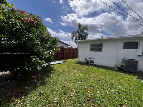 6761 Sheridan Street Hollywood FL 33024