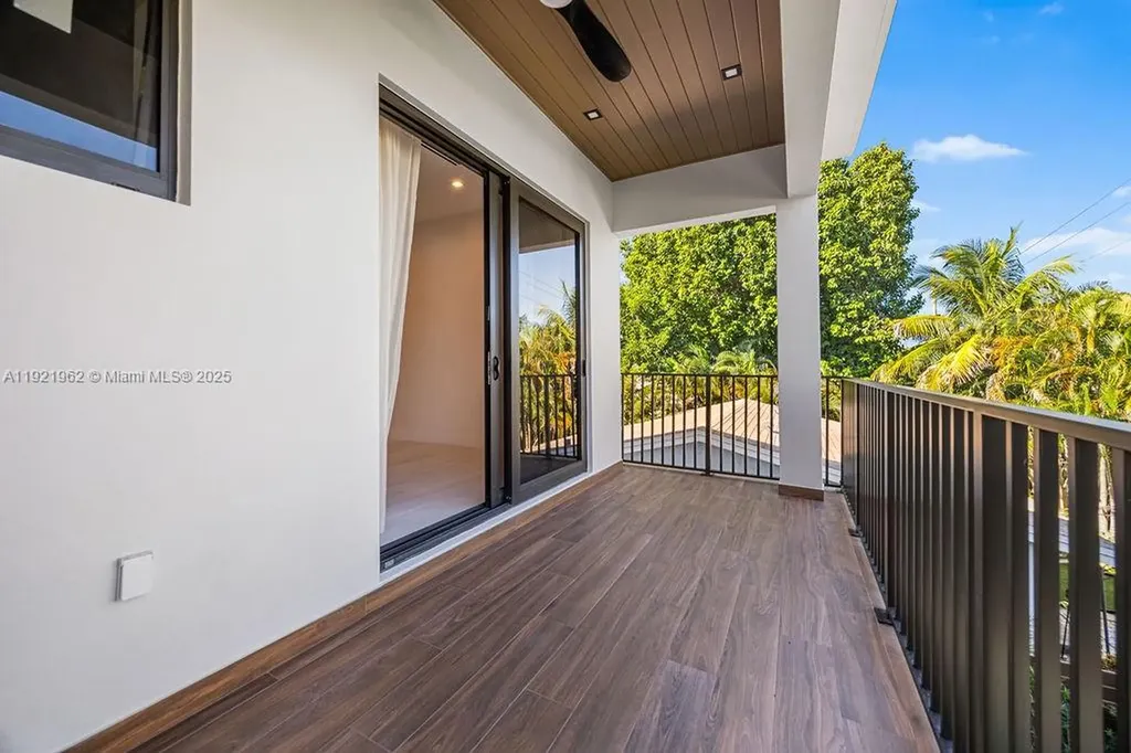 1222 NE 13th Avenue Fort Lauderdale FL 33304