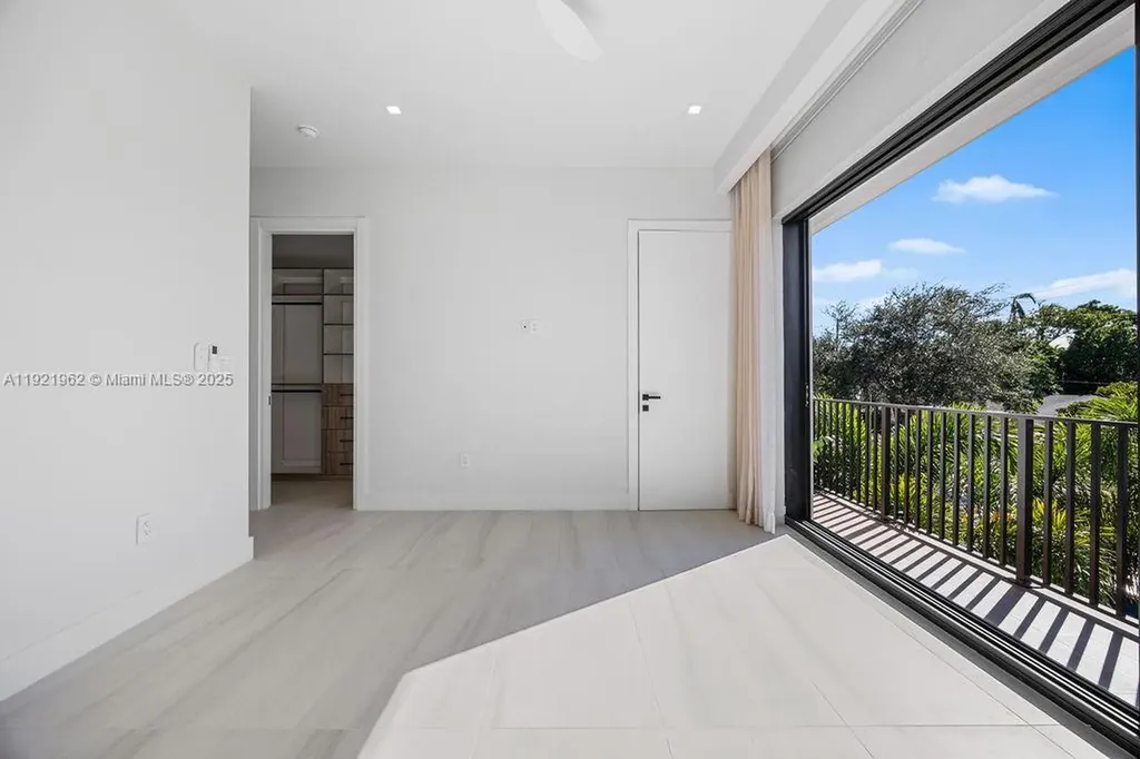 1222 NE 13th Avenue Fort Lauderdale FL 33304