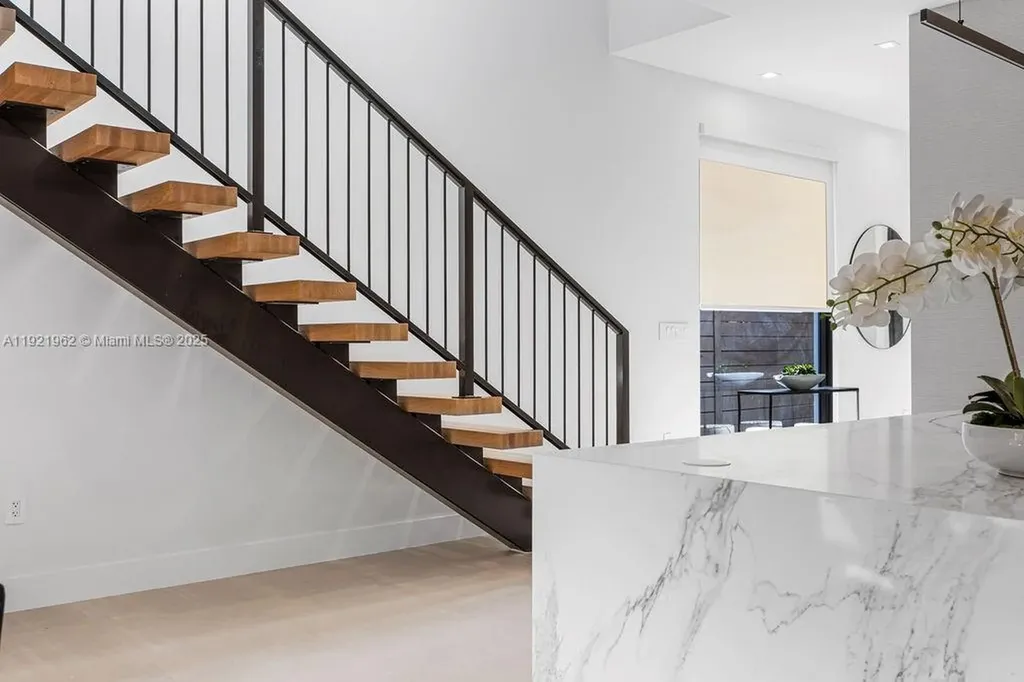 1222 NE 13th Avenue Fort Lauderdale FL 33304