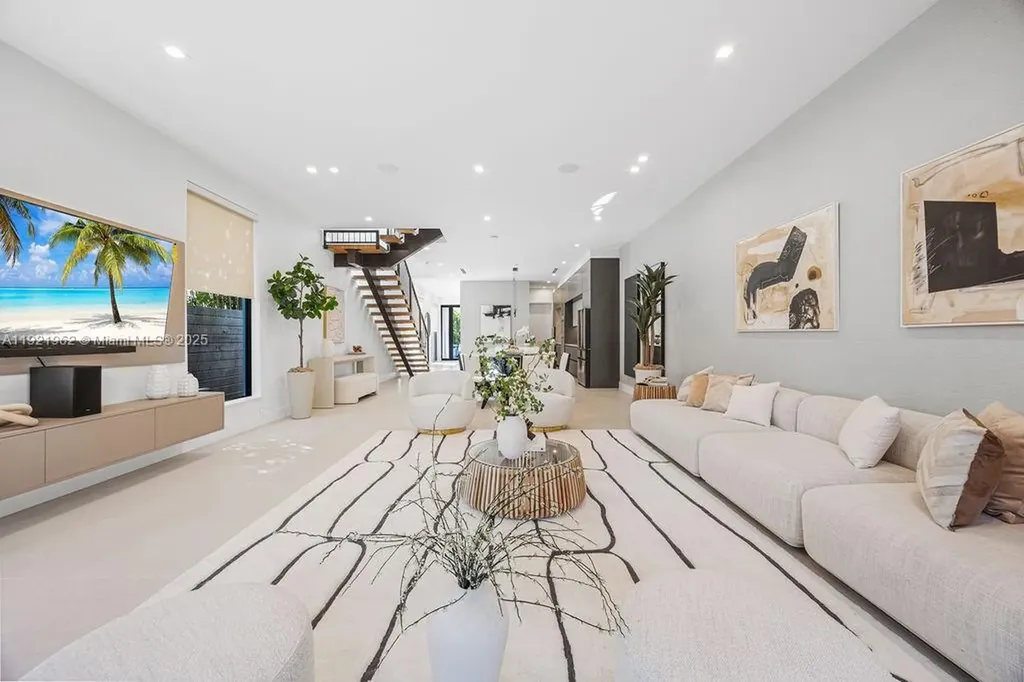 1222 NE 13th Avenue Fort Lauderdale FL 33304