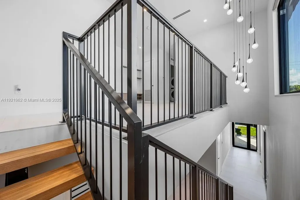 1222 NE 13th Avenue Fort Lauderdale FL 33304