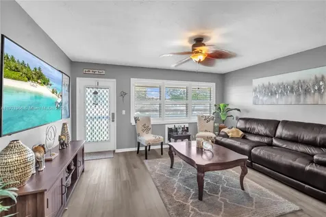 244 Durham F Deerfield Beach FL 33442