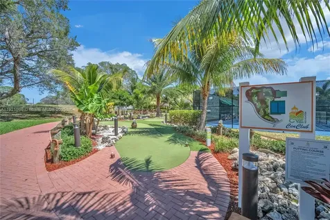 244 Durham F Deerfield Beach FL 33442