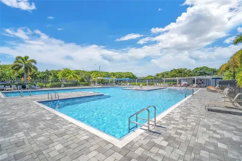 244 Durham F Deerfield Beach FL 33442